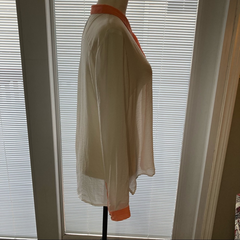 🌸5/$25🌸 Dynamite Size Med White and Peach Blouse - Picture 4 of 8